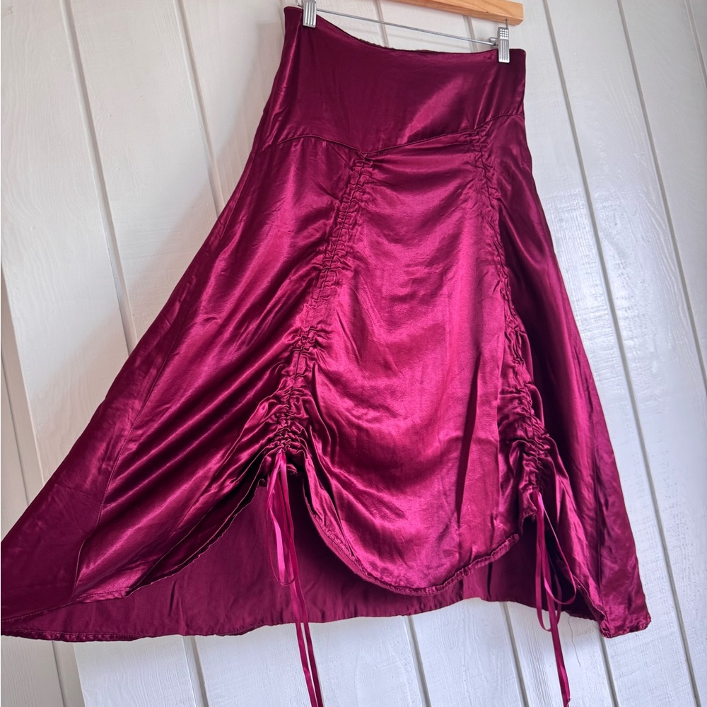 Vintage Burdundy Satin Midi Skirt - Picture 3 of 7
